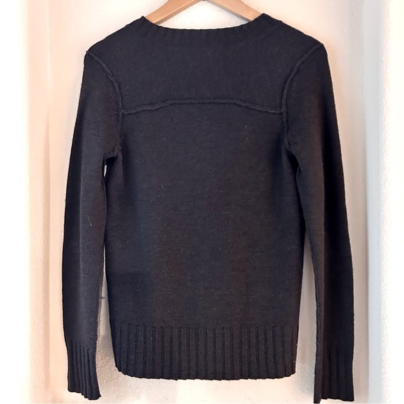 Banana Republic Wool V-Neck Sweater - Picture 2 of 6